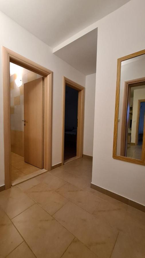 Apartments Pavlinovic Kaštela Eksteriør billede